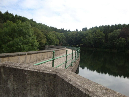 Die Sperrmauer 